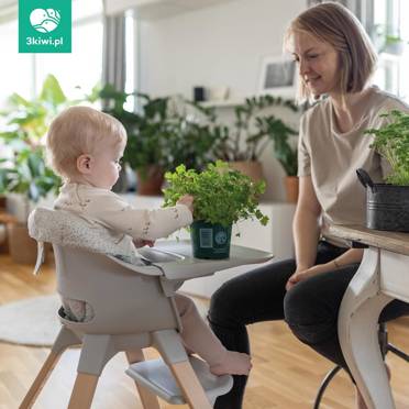  Stokke® Clikk™ ergonomiczne krzesełko dla dziecka Natural + Cloud Grey