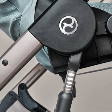 Cybex® Balios S Lux 2 wózek głęboko-spacerowy, zestaw 2w1 | Silver + Lava Grey (model ekspozycja – sklep Świdnica)